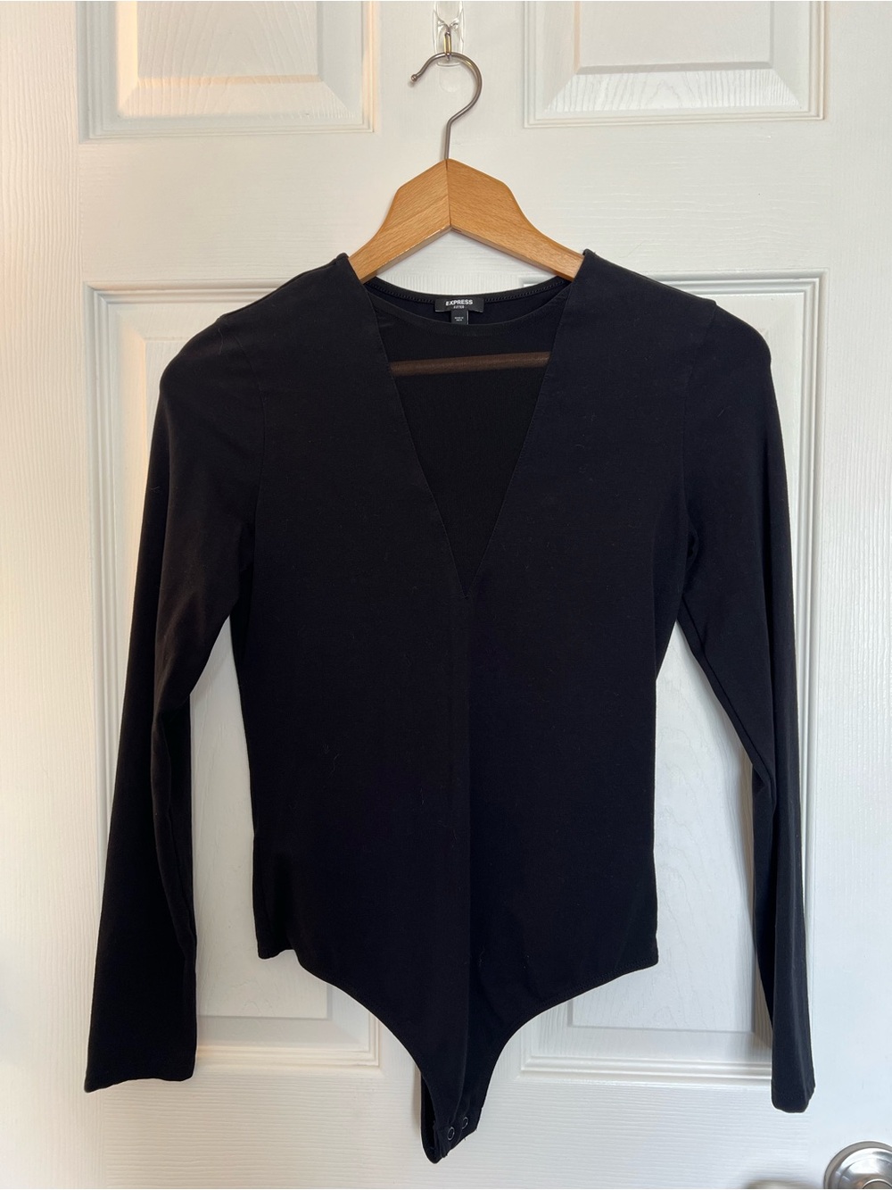 Express Black Long-Sleeve V-Neck Bodysuit